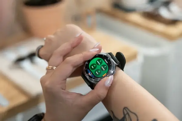 Bản beta iOS mới nhất gợi ý về thông báo trên đồng hồ không phải của Apple